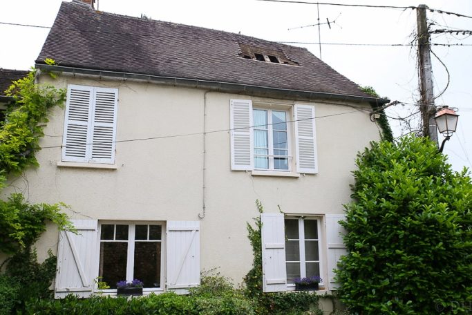 Chantier de rénovation globale d’une maison à Châteauroux, incluant cloisonnement, peinture et revêtements